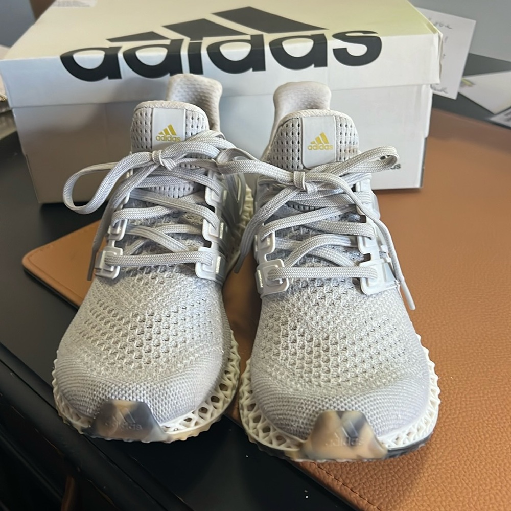 Adidas Ultra 4D Running Shoes M 8.0/ W 9.0 Grey Two /Grey One /Gold Metallic